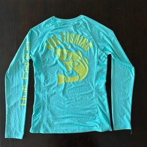 Women’s HUK performance fishing shirt